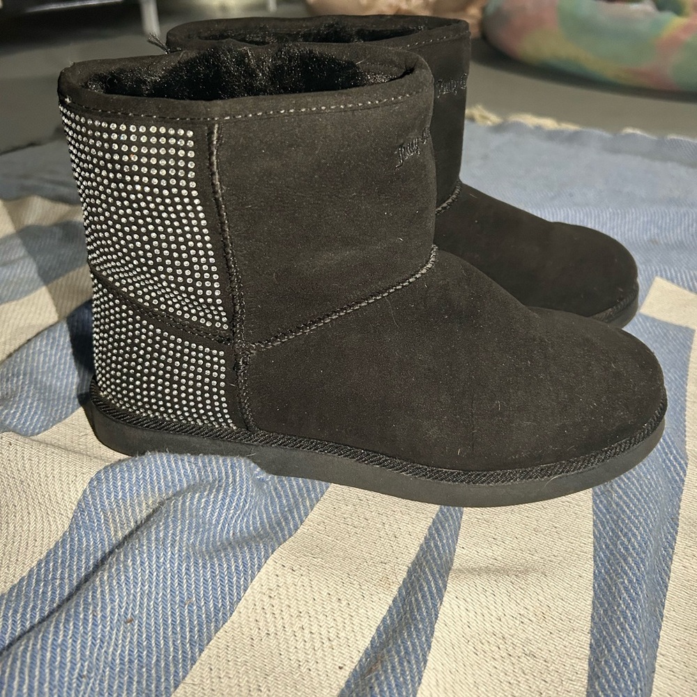 Juicy couture rhinestone fur boots